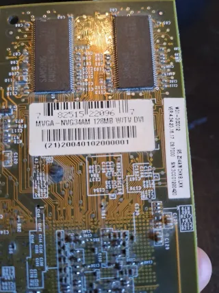 PixelView NVIDIA GEFORCE FX5200 128MB MVGA-NVG34AM