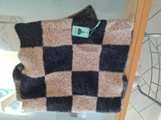 Sciarpa in lana a scacchi