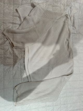 Jersey Bershka Blanco Talla L