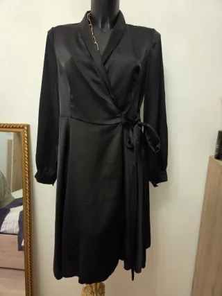 Abito elegante nero incrociato taglia unica