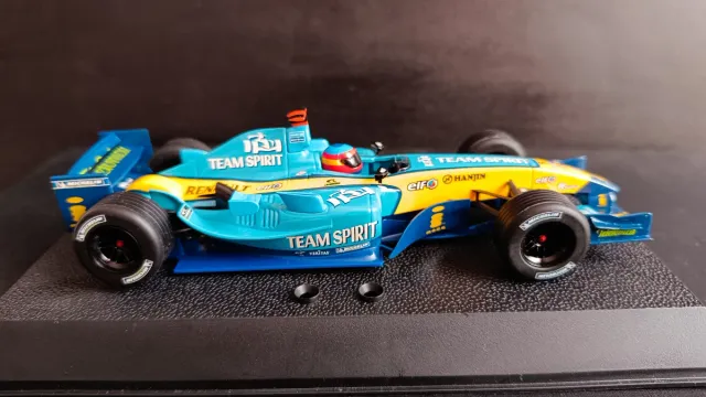 F1 Renault firma Fernando Alonso Club SuperSlot #5