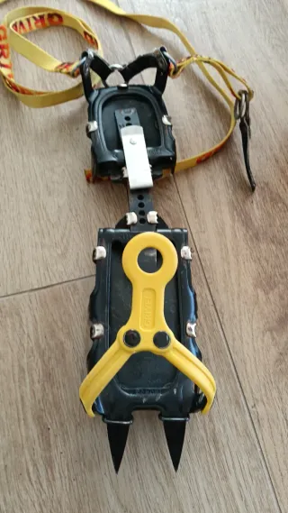 Ramponi Grivel a 12 punte + coperchio