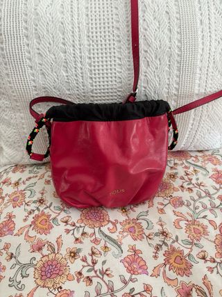 Saquito bandolera Tous fucsia