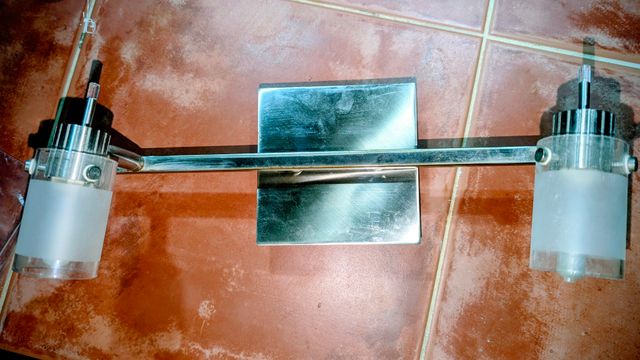 Lámpara de baño doble metal y cristal