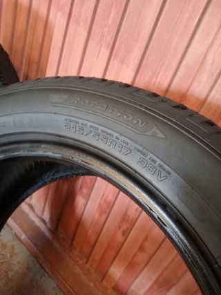 Neumáticos 215/55 R17 98V