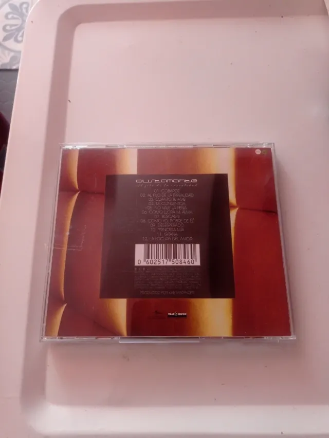 CD Bustamante - Al filo de la realidad