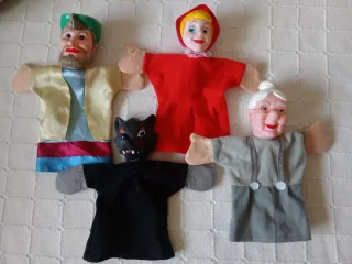 Marionetas Caperucita Roja y Lobo