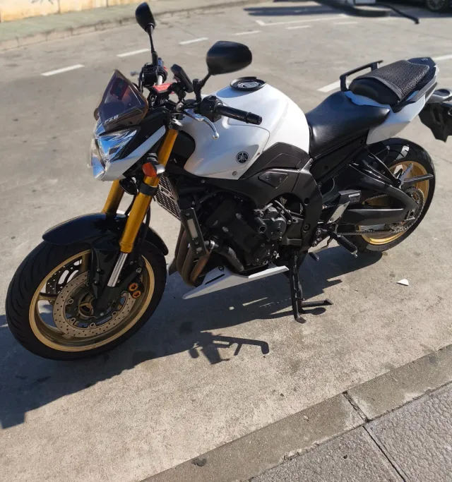 Yamaha FZ8 N