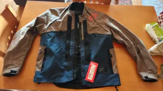 Chaqueta Alpinestars Techdura a estrenar 