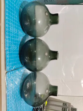 3 Jarrón de cristal ahumado