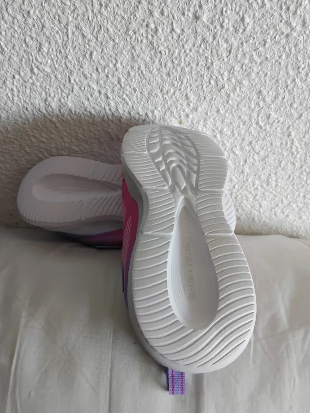 Zapatillas Skechers S-Lights Niña Rosa/Morado