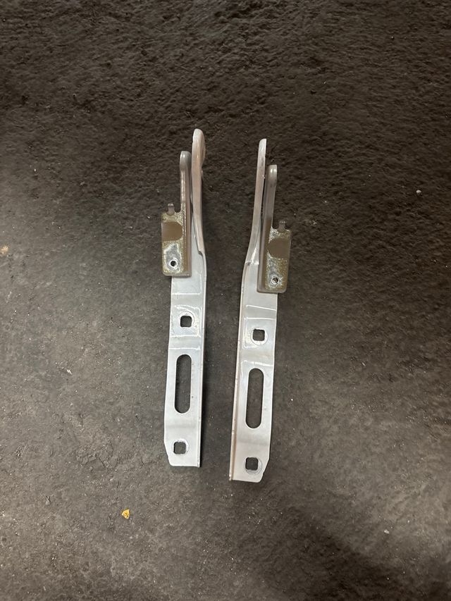 Bisagras Capó Citroën Berlingo 2020