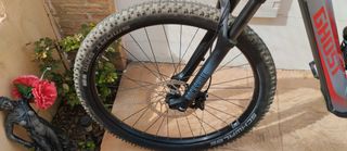 Bicicleta eléctrica Ghost con motor Bosch