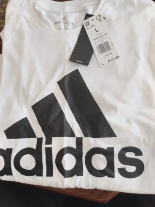 Camiseta Adidas Talla L .