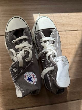 Converse grises talla 35