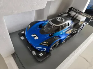 Spark 1/18 VW ID-R Nürburgring Record