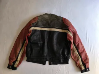Cazadora Motera de cuero Negra y Roja
