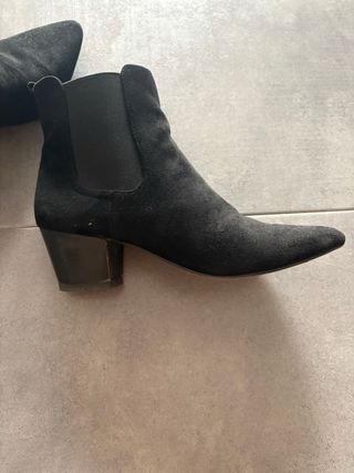 Botines negros ante talla 39