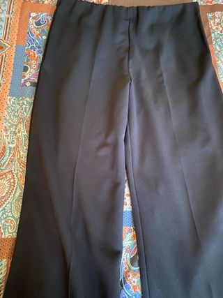 Pantaloni eleganti neri elasticizzati