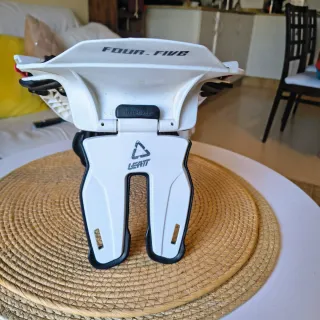 Protector cervical Leatt Motocross