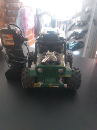 Carro Jeep Tropa Telecomandado