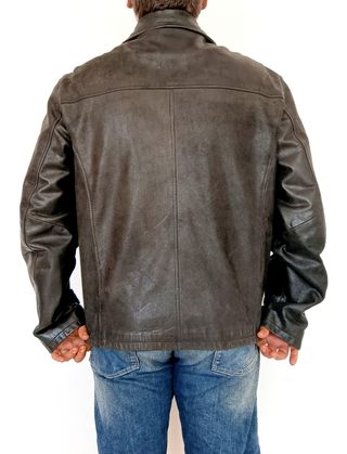 Chaquetón Cuero de búfalo XL. Medidas indicadas.