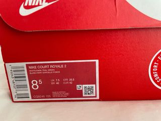 Nike Court Royale Blancas y Verdes