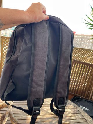 Mochila negra Nueva