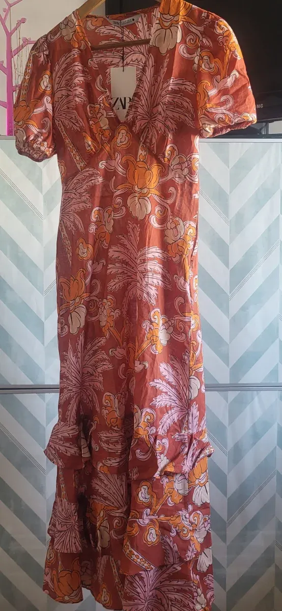 Vestido Zara estampado floral talla S