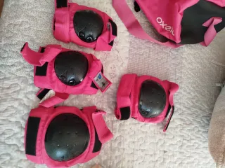 Patines Niña Rosa con protecciones