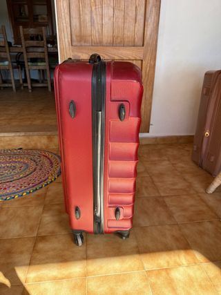 Maleta grande roja