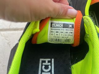 Sneakers Munich nere e verdi