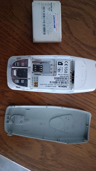Nokia 3510 grigio/bianco NON FUNZIONANTE