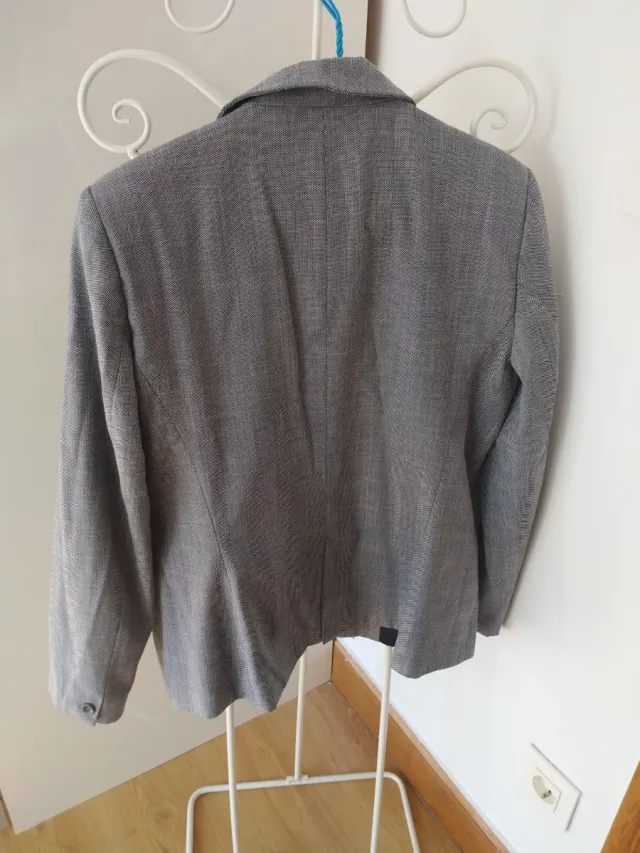 Americana Zara señora gris