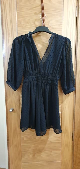 Mono corto Zara plumeti negro XS