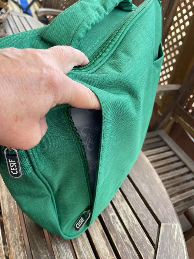 Maletín a estrenar.