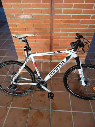 Bicicleta de Montaña Moma GTT 2.0