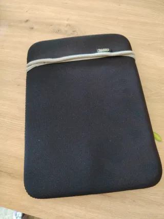 Funda portátil SWEEX 12.1 negra