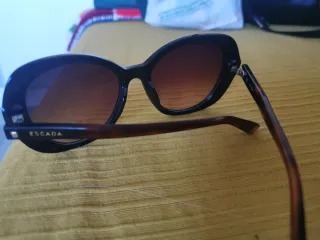 Gafas de sol Escada mujer