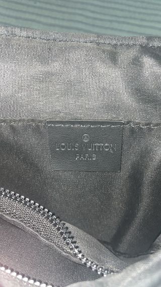 Riñonera Louis Vuitton Negra Monogram