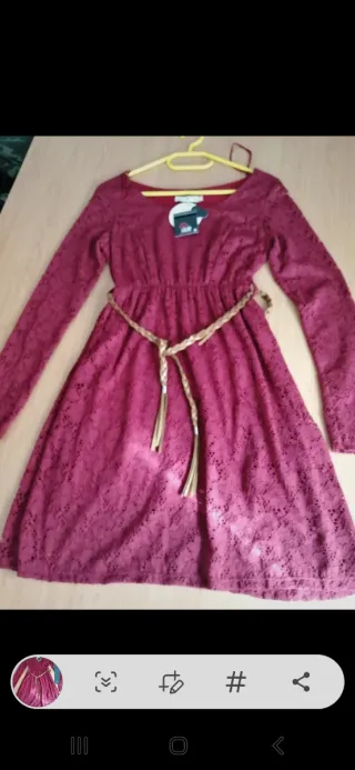 Vestido con cinturón trenzado