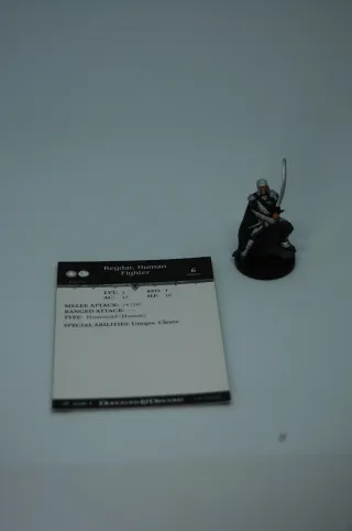 D&D Dragoneye #12 - Regdar, Human Fighter