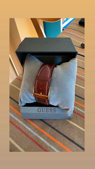 Reloj Guess Dorado y Marrón