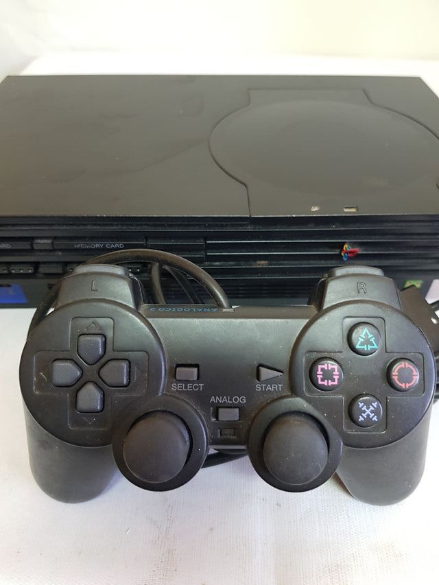 Consola Sony PlayStation 2 Negra+ mando