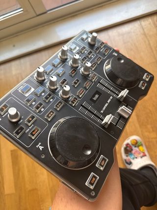 Controlador DJ Hercules MP3 E2