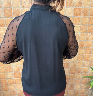 Blusa Zara Negra Manga Transparente Lunares