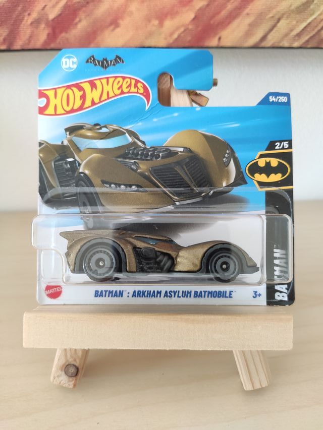 Hot Wheels Batman: Arkham Asylum Batmobile 2025