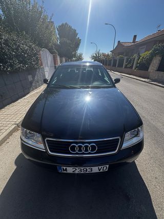 Audi A6 2.4 Gasolina 165CV
