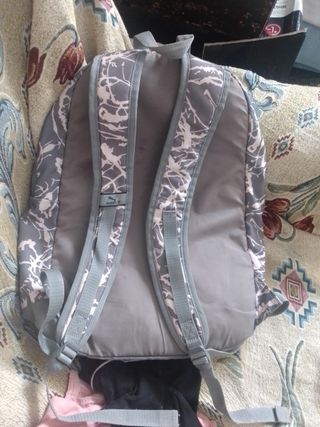 Mochila Puma Gris y Blanca