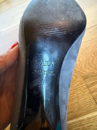 Zapatos tacón ante gris mujer Zara